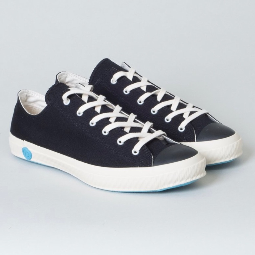 SHOES LIKE POTTERY